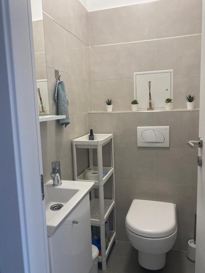 Danijela Apartamento Rijeka Exterior foto