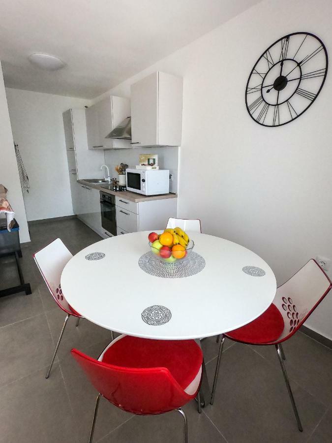 Danijela Apartamento Rijeka Exterior foto
